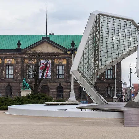 House Centrum Lägenhet *